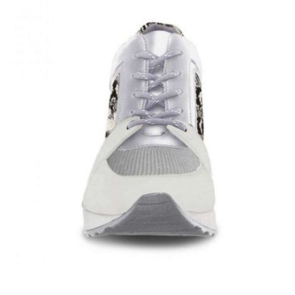 Steve Madden HYSTERIA WHITE White Platform Heel - Picture 3 of 13